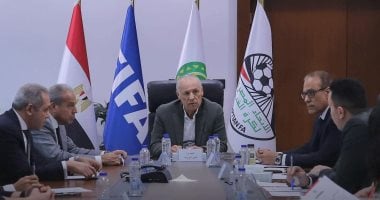 اتحاد الكرة يحدد 10 آلاف جنيه للحصول على تراخيص الأندية