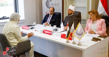 تشكيل سبع لجان لمقابلة 75 متقدمة يومياً في برنامج "المرأة تقود"
