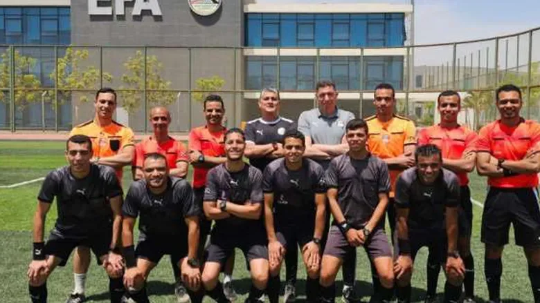 رسوب 18 حكما في معسكر تأهيل «VAR».. شوبير يكشف الكواليس