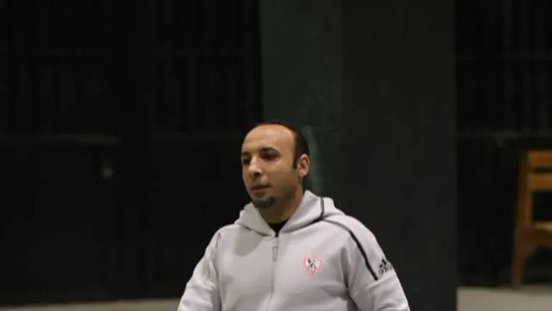 مصدر: الزمالك يستقر على رحيل أيمن عبد العزيز