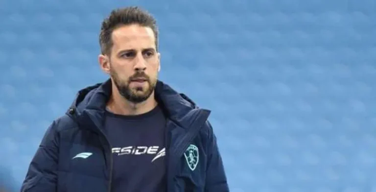 يانيك فيريرا مدرب الزمالك الجديد في جلسة تصوير مميزة وسط ترقب للإعلان الرسمي