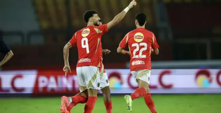 الأهلي يرفع رواتب 3 لاعبين لحمايتهم من العروض الخارجية (خاص)