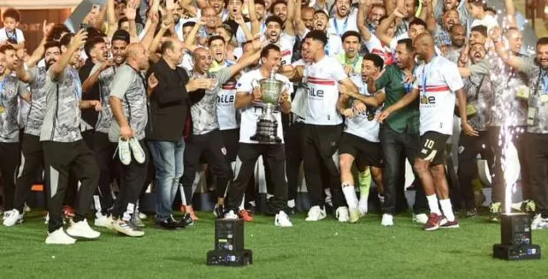 جون إدوارد يتخذ خطوات لحل أزمة مستحقات لاعبي الزمالك.. وما هو مصير المدرب الجديد؟