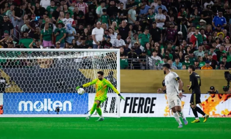 أخطاء دفاعية قاسية تنهي مغامرة المنتخب السعودي في الكأس الذهبية بالمكسيك