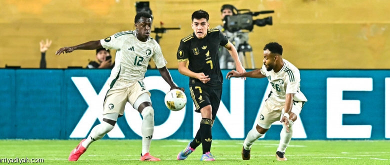أصغر لاعب في الكأس الذهبية يتألق في مواجهة الصقور.