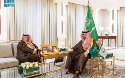 أمير الجوف يستعرض التقرير السنوي لصندوق التنمية الزراعية للعام 2024 مباشرة