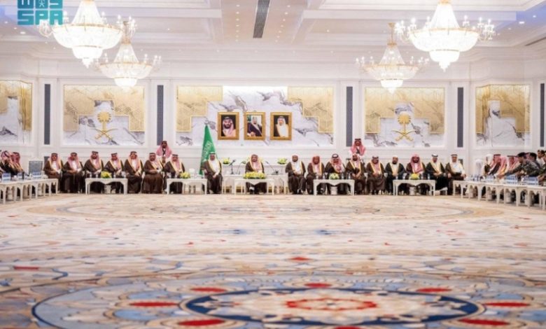 أمير القصيم يرحب بالمشاركين في خدمة ضيوف الرحمن خلال موسم حج 1446هـ