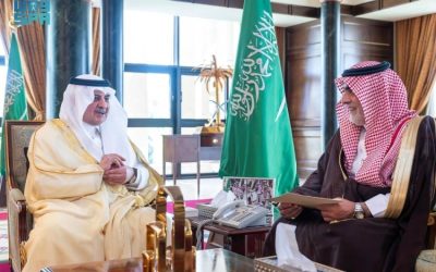 أمير منطقة تبوك يستقبل مدير التعليم ويتابع سير الاختبارات الدراسية في المنطقة
