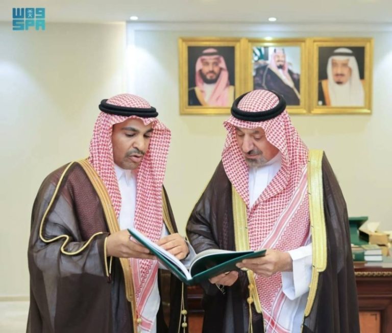 أمير نجران يرحب بمدير المركز الوطني لأبحاث وتطوير الزراعة المستدامة الجديد