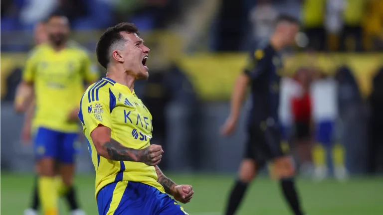 أوتافيو على أعتاب مغادرة النصر مع عروض أوروبية تهدد استمراره في الفريق