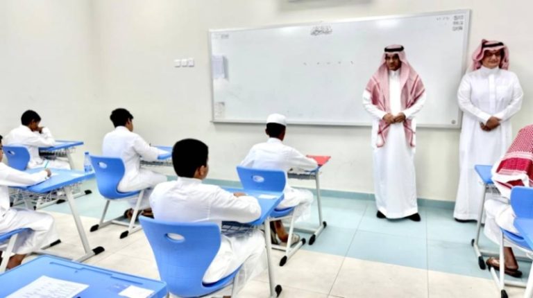 اختبارات نهاية الفصل الدراسي الثالث تشمل 200 ألف طالب وطالبة في الطائف هذا العام