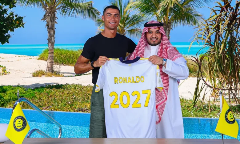 استعدادات نارية لنصر بعد تجديد عقد رونالدو وتعليق مفاجئ يثير الجدل