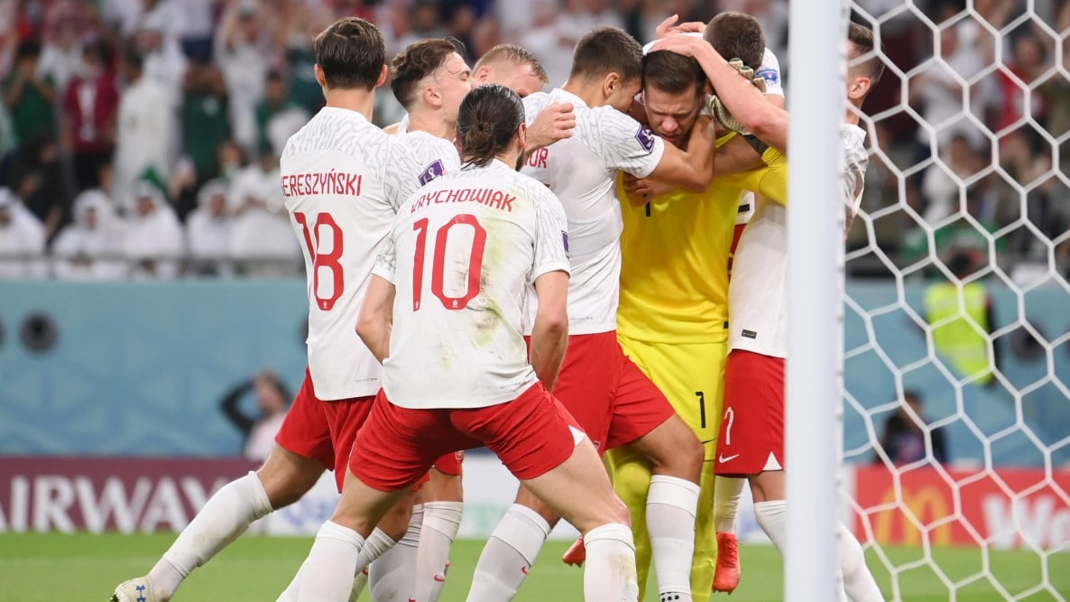 استقالة المدرب البولندي ميشال بروبيرز بعد نزاع مع اللاعب ليفاندوفسكي
