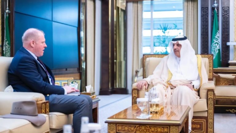 استقبال نائب وزير الداخلية المكلف لسفير أستراليا في المملكة العربية السعودية