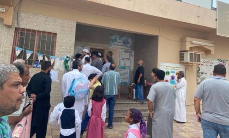 الاختبارات المركزية تواجه ارتباك الطلاب بسبب تأخر وصول الأسئلة إلى المدارس