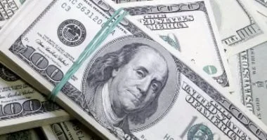 سعر الدولار اليوم الجمعة 4 يوليو 2025 بالبنوك المصرية يواصل التغيرات