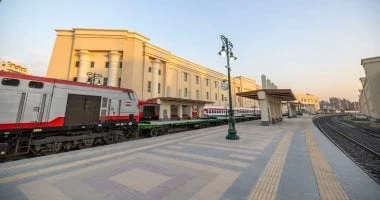 وفاة سائق قطار 43 سنة تعرض لنوبة قلبية بعد توقفه بمحطة التحرير بالبحيرة