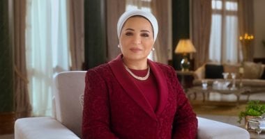 السيدة انتصار السيسي تعزي أسرة البطل خالد محمد شوقي