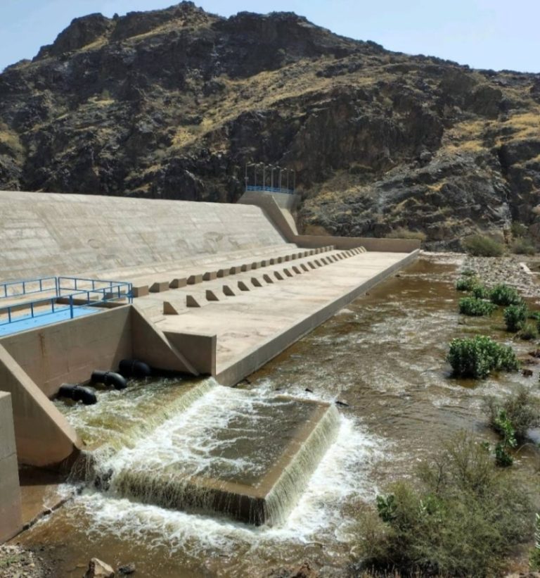 القطاع الغربي يبدأ تنفيذ خطة 2025 لتشغيل السدود بتصريف 724 ألف متر مكعب مياه