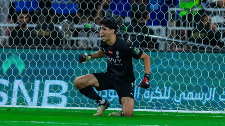الهلال يضم لاعبين ذوي خبرة واسعة.. ومانشستر سيتي خصم قوي!