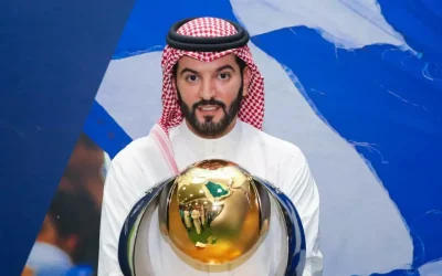 الهلال يقتنص العقل المدبر لفريق ليفربول بن نافل يحقق إنجازاً كبيراً