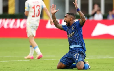 الهلال يواجه خطر الخروج بعد تعادله المخيب أمام سالزبورج في كأس العالم للأندية