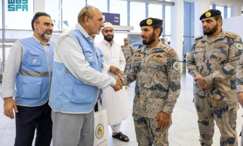الودعاني يتفقد ميدانياً أداء منسوبي حرس الحدود والخدمات المقدمة لضيوف الرحمن في جديدة عرعر