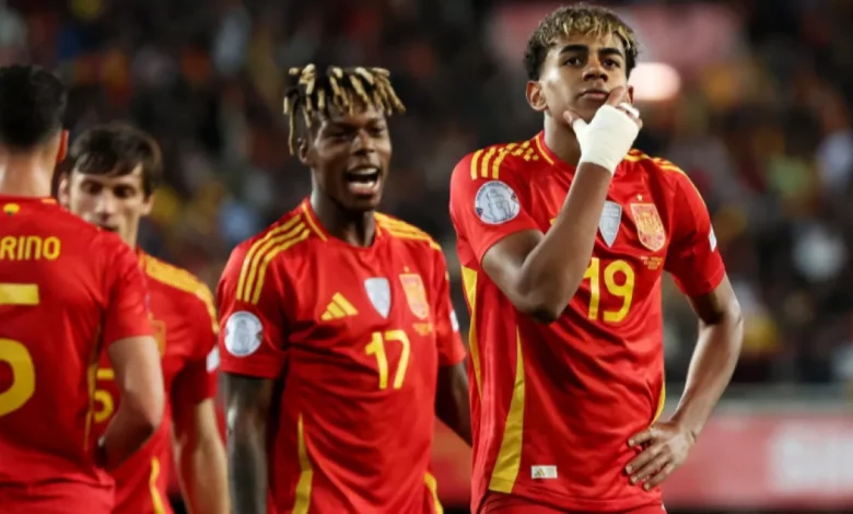 برشلونة يعلن بشكل رسمي عن تعاقده مع اللاعب نيكو ويليامز للموسم الجديد