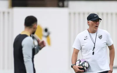 بلانيس يعد الاتحاد للهيمنة على الألقاب في خطة تثير خوف الهلال والنصر