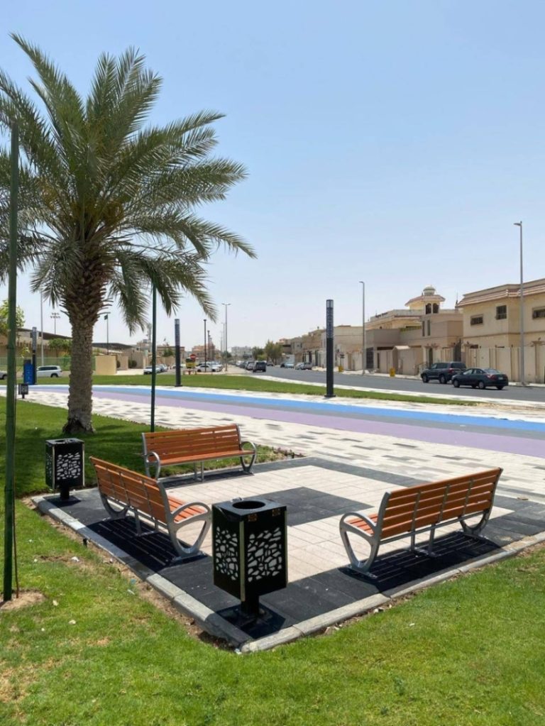 بلدية بقيق Completes تطوير وتأهيل ممشى وحديقة جديدة في حي المطار بشكل كامل