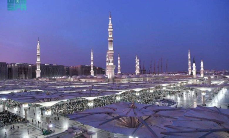 تحسين الخدمات وجهود تنظيمية لاستيعاب الزيادة في أعداد المصلين بالمسجد النبوي