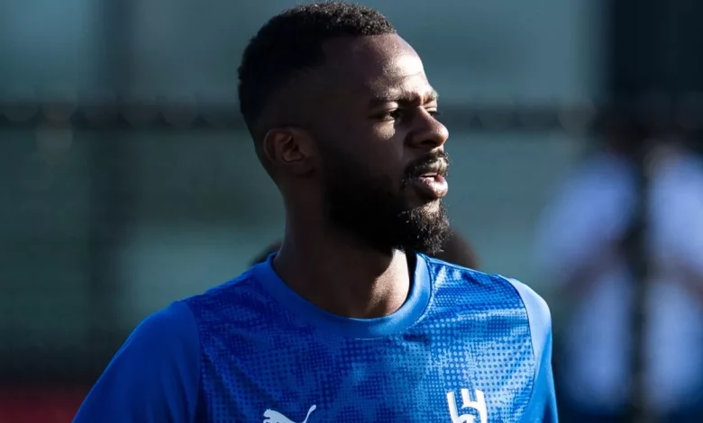 تصريح ناري يكشف تهديد نجم الهلال بإنهاء مسيرته القاسية "لاعب زجاجي"
