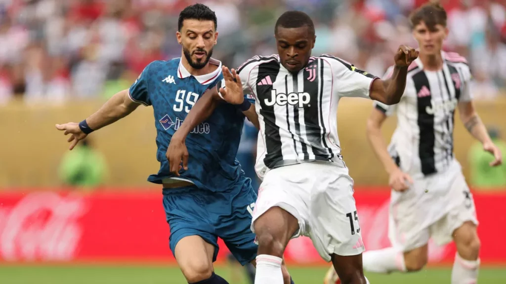 تطورات مثيرة في يوفنتوس بسبب نجم الفريق ووكيل اللاعب يطلق تصريحات مثيرة