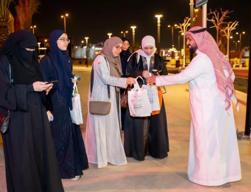 تعزيز دور الغطاء النباتي في التوعية باليوم العالمي للتصحر والجفاف وتأثيره الإيجابي