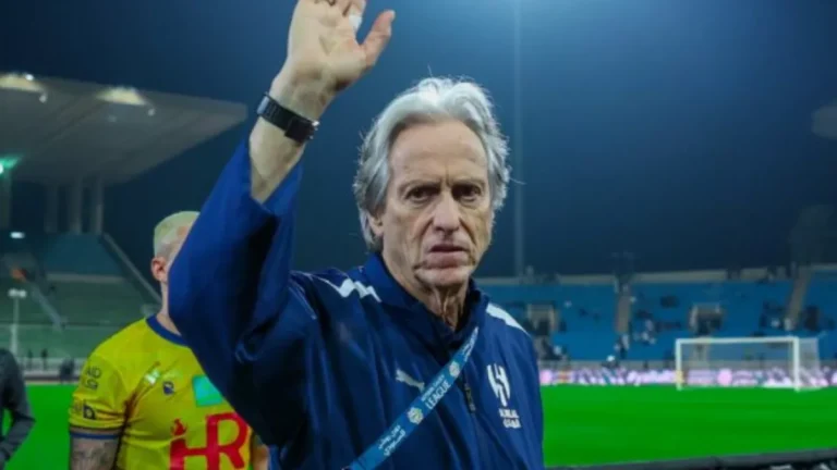 تعليق مثير حول تعاقد النصر مع خيسوس يكشف مكب الأخطاء المتكرر
