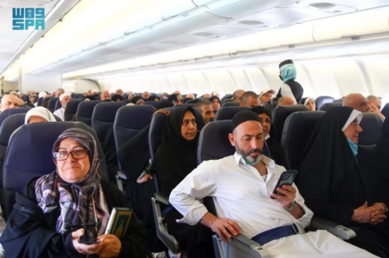تنظيم 402 رحلة حج من مطار المدينة المنورة لإعادة الحجاج إلى بلدانهم بفعالية