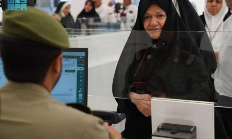 حرس الحدود يستمر في تقديم خدماته لتيسير عودة الحجاج من إيران عبر منفذ جديدة عرعر
