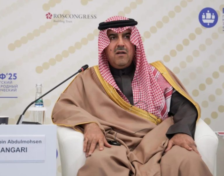 رئيس الديوان العام للمحاسبة يساهم في فعاليات منتدى سانت بطرسبرغ الاقتصادي