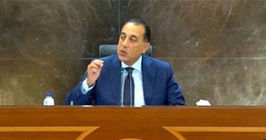 رئيس الوزراء يهنئ كامل الطيب إدريس بمناسبة توليه منصبه