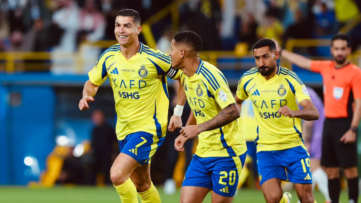 رونالدو يطالب نادي النصر بالتعاقد مع نجم مانشستر يونايتد خلال فترة الانتقالات الصيفية