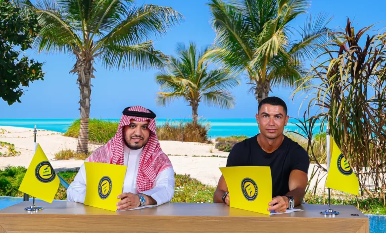 رونالدو يعلق لأول مرة بعد تمديد عقده مع نادي النصر السعودي