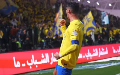 رونالدو يوقع رسميًا على تجديد عقده مع نادي النصر حتى عام 2027