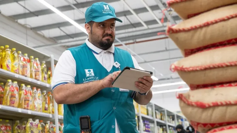 ضبط 67 مخالفة تجارية في القصيم خلال شهر واحد فقط