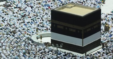 ضيوف برنامج خادم الحرمين يغادرون مكة متوجهين إلى المدينة