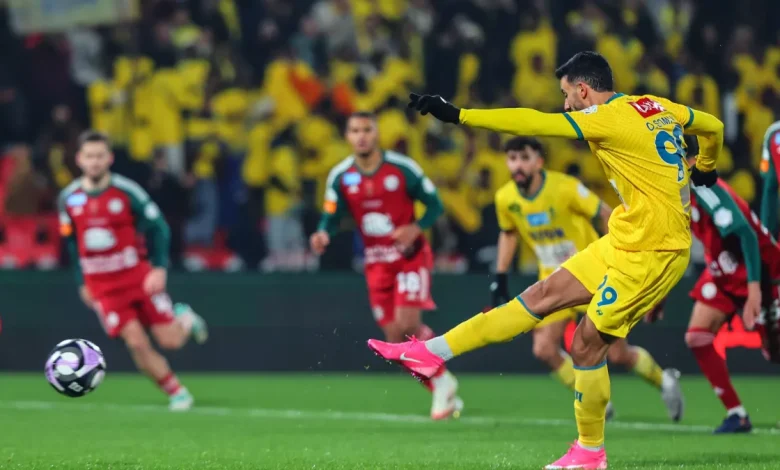عمر السومة يوقع رسمياً عقد انضمامه مع نادي الوداد المغربي