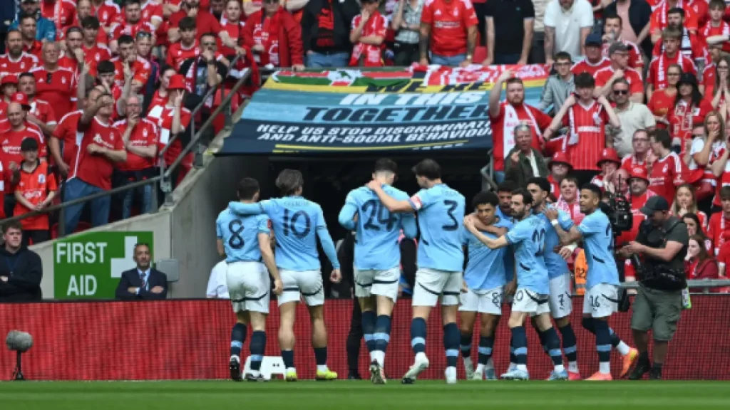 لاعب مانشستر سيتي يعلن عن خطوته القادمة بعد مغادرته النادي الإنجليزي