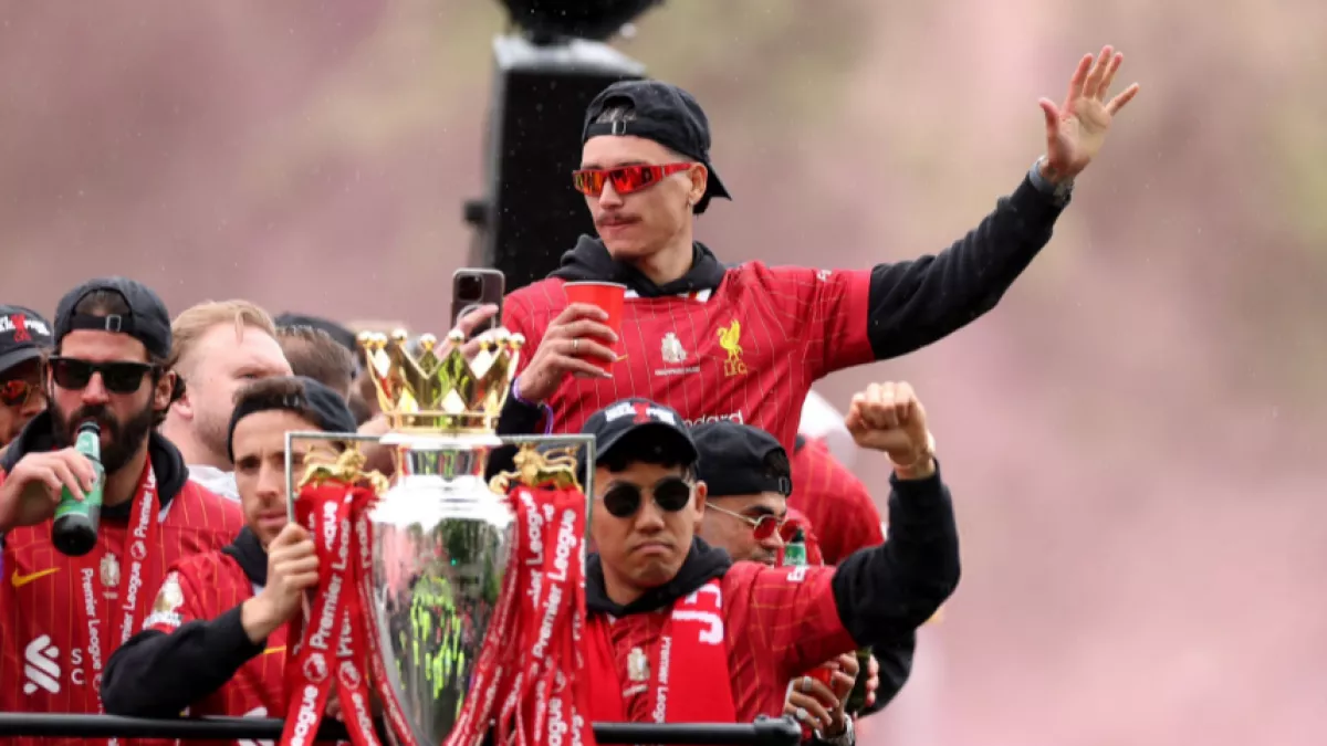 ليفربول يتعاقد مع نجم بارز من الدوري الإنجليزي في صفقة مثيرة للغاية