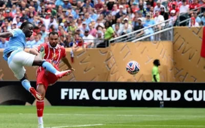 مانشستر سيتي يتفوق على الوداد بثنائية في كأس العالم للأندية مع عرض فيديو精彩