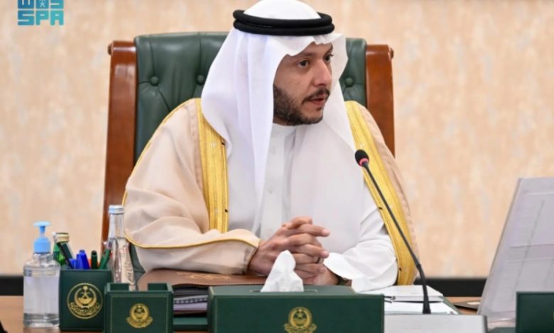 محافظ الطائف يترأس اجتماع لجنة الدفاع المدني الفرعية في محافظة الطائف بالمنطقة
