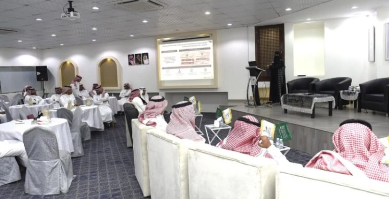 محافظ الطائف يشرف على ورشة عمل المركز الوطني لتنمية الغطاء النباتي بالتعاون مع الجهات المعنية